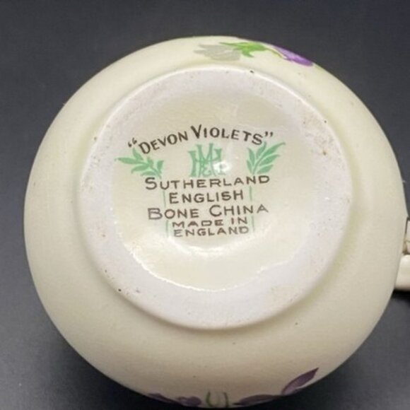 Vintage Violet Flower Lot China Creamer God is Love Pressed Necklace Cottagecore - Picture 12 of 15